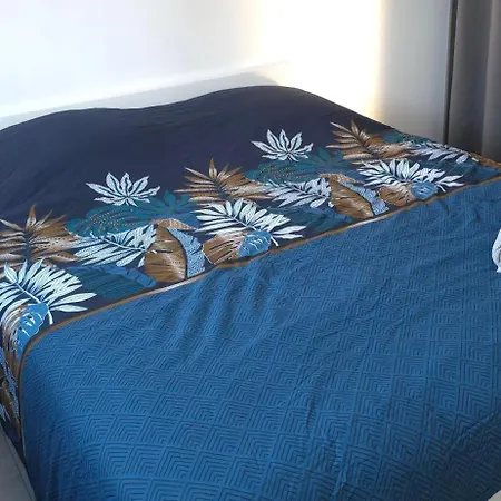 A D'aude Proche Narbonne Avec 2 Chambres, 6 Couchages, Lit Bebe Jardin Et Parking