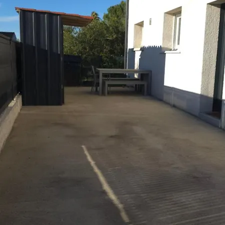 A D'aude Proche Narbonne Avec 2 Chambres, 6 Couchages, Lit Bebe Jardin Et Parking Lägenhet *