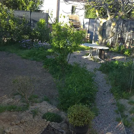 A D'aude Proche Narbonne Avec 2 Chambres, 6 Couchages, Lit Bebe Jardin Et Parking